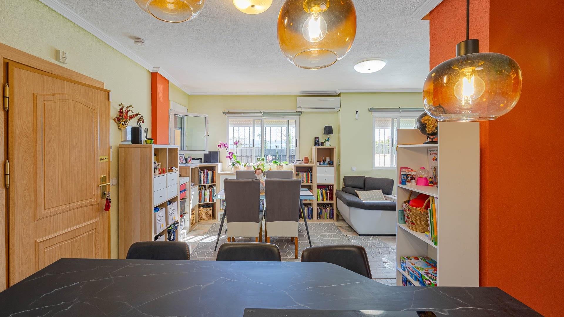 Resale - Villa - Punta Prima - la campana