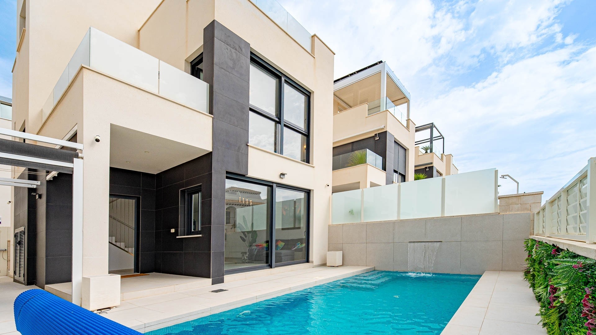 Resale - Villa - Punta Prima - La Cinuelica