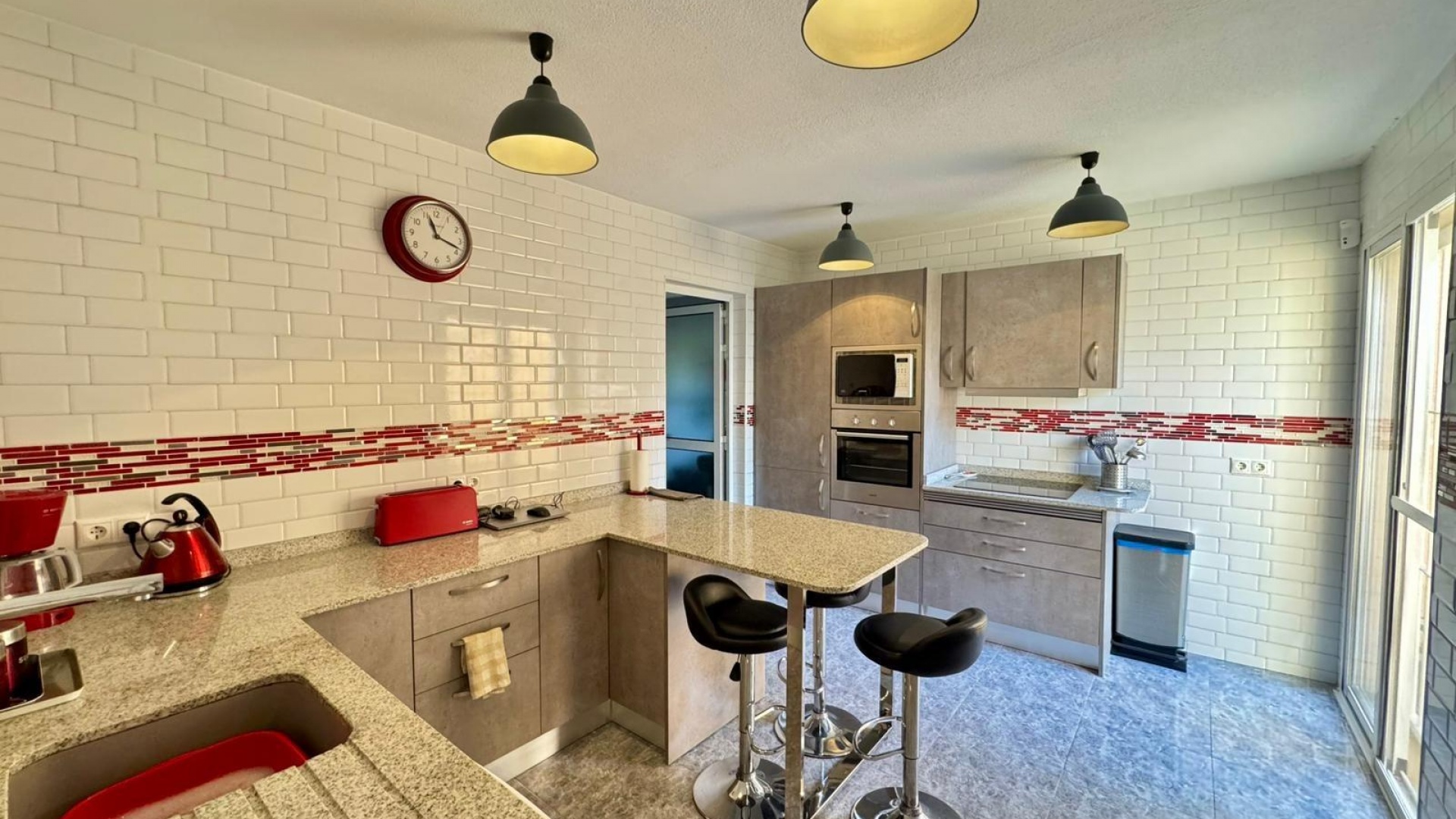 Resale - Villa - Punta Prima - Las Barcas