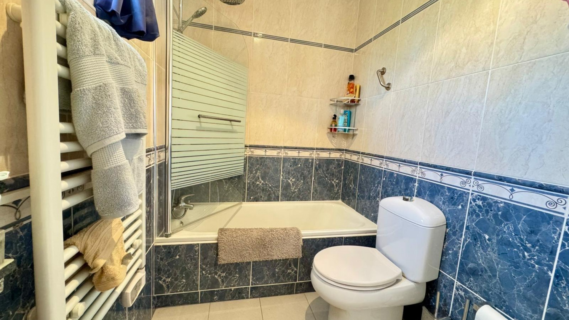 Resale - Villa - Punta Prima - Las Barcas