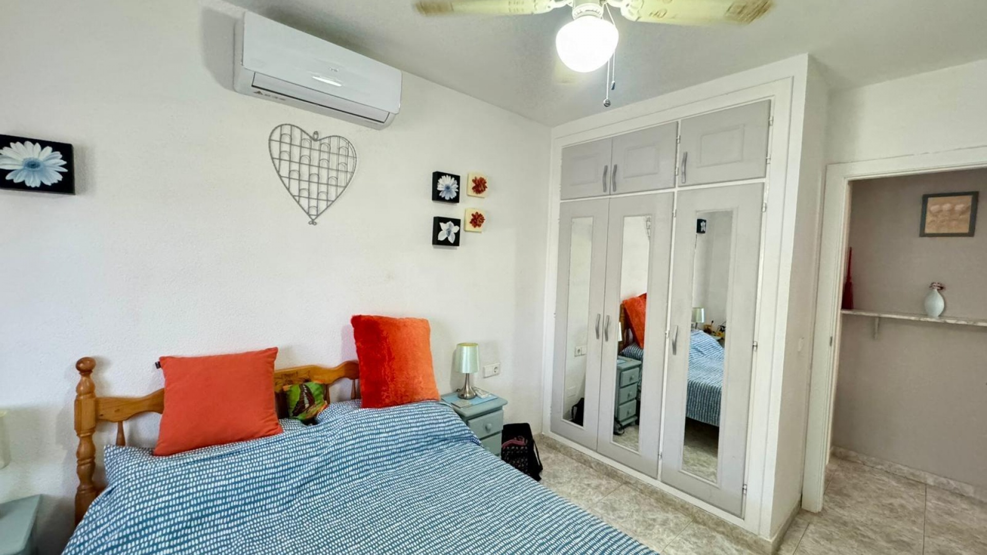 Resale - Villa - Punta Prima - Las Barcas