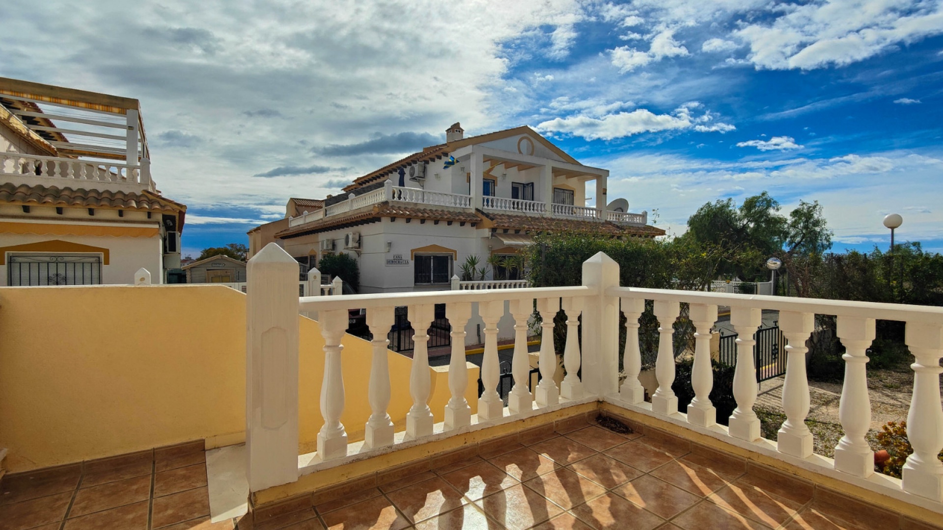 Resale - Villa - Punta Prima - los naranjos