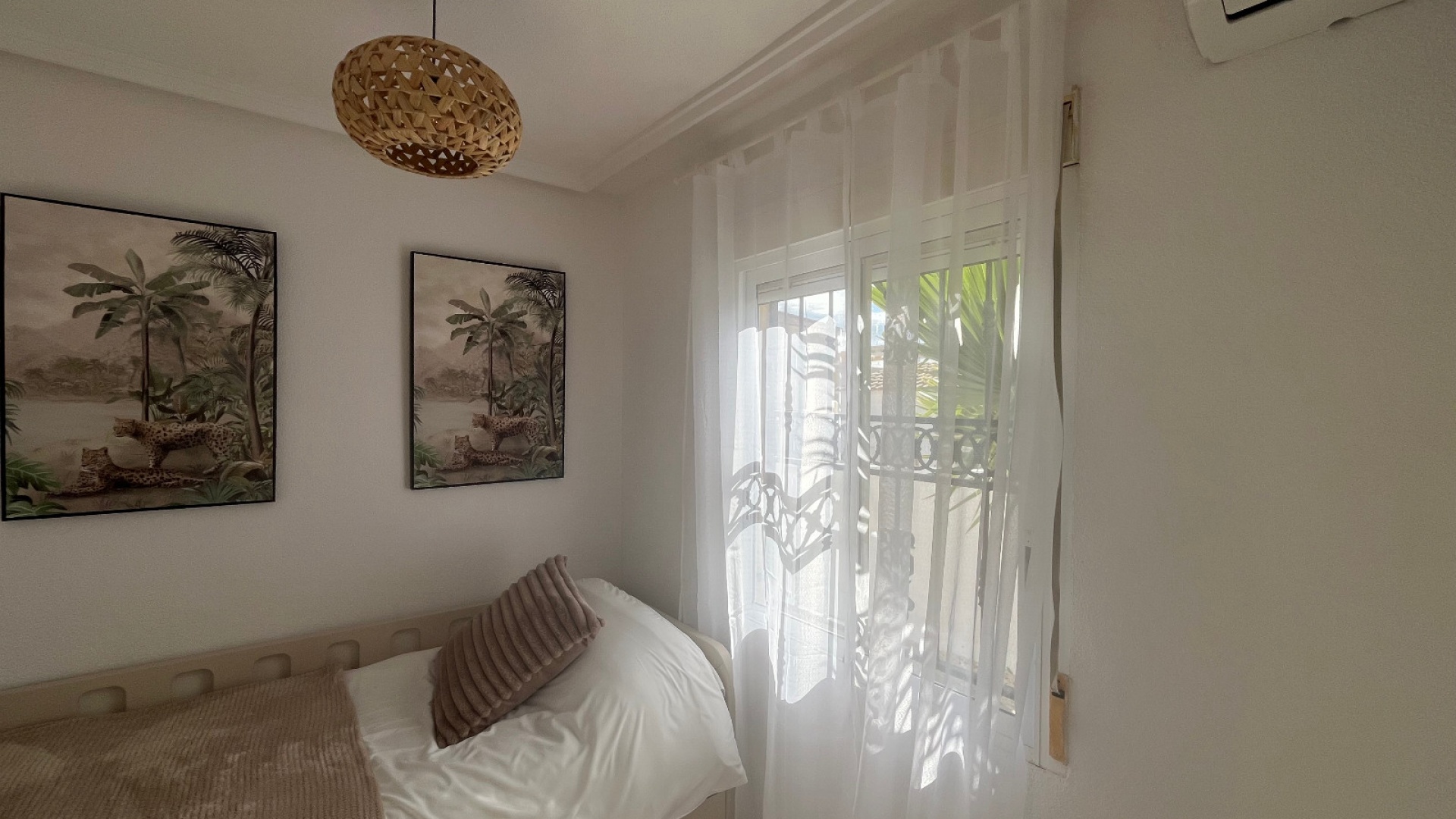 Resale - Villa - Punta Prima - serena