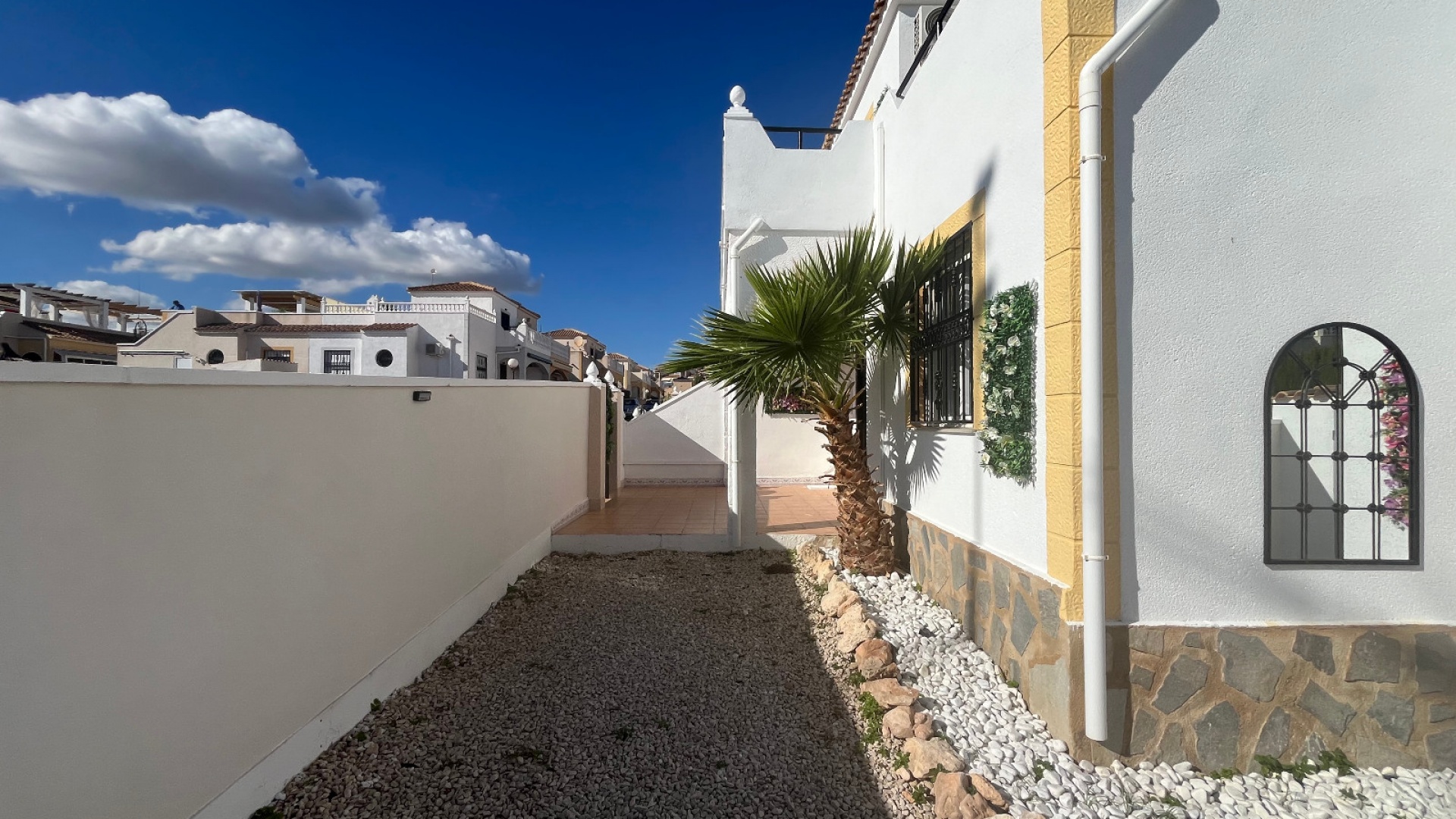 Resale - Villa - Punta Prima - serena