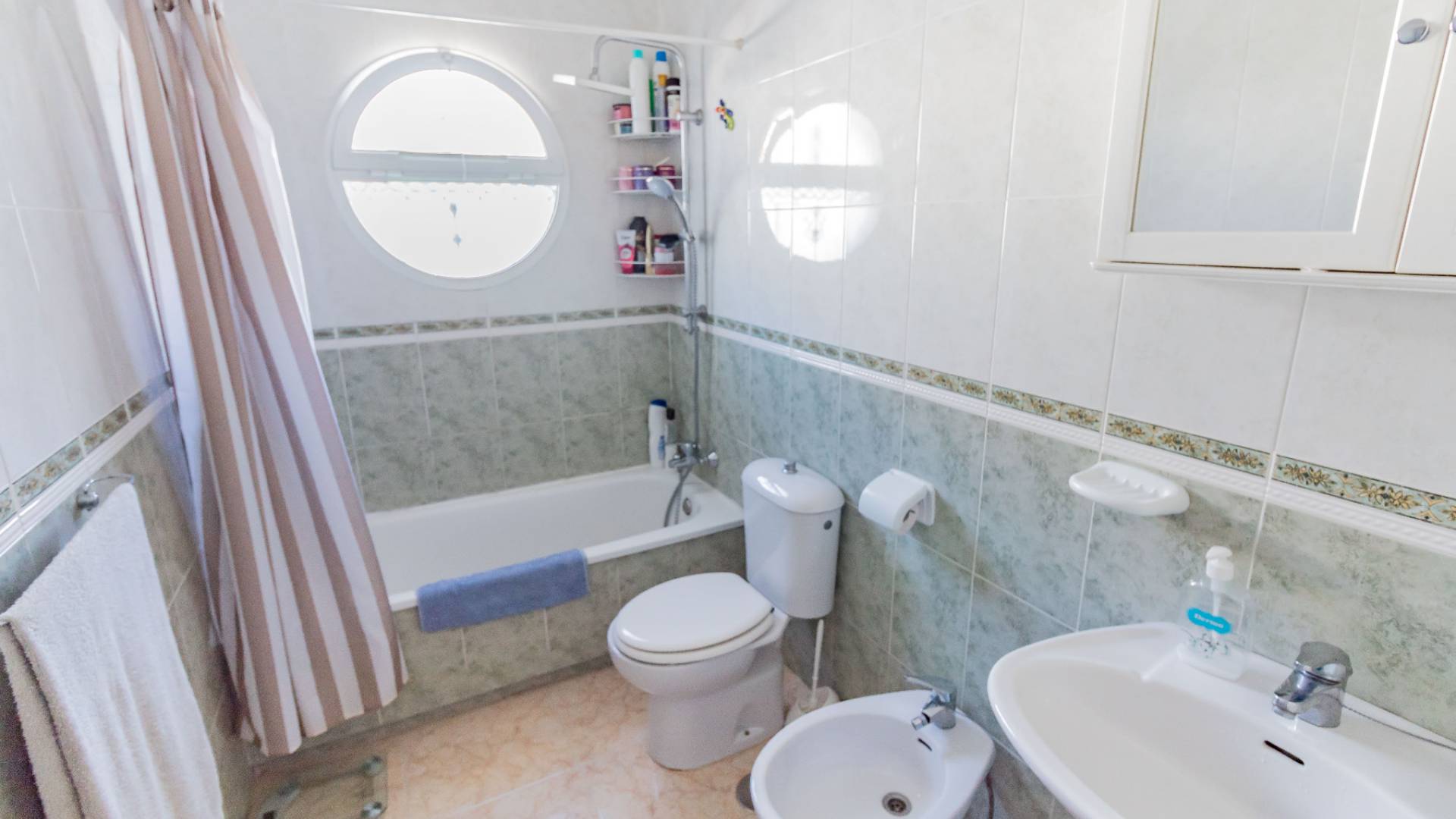 Resale - Villa - Punta Prima - serena