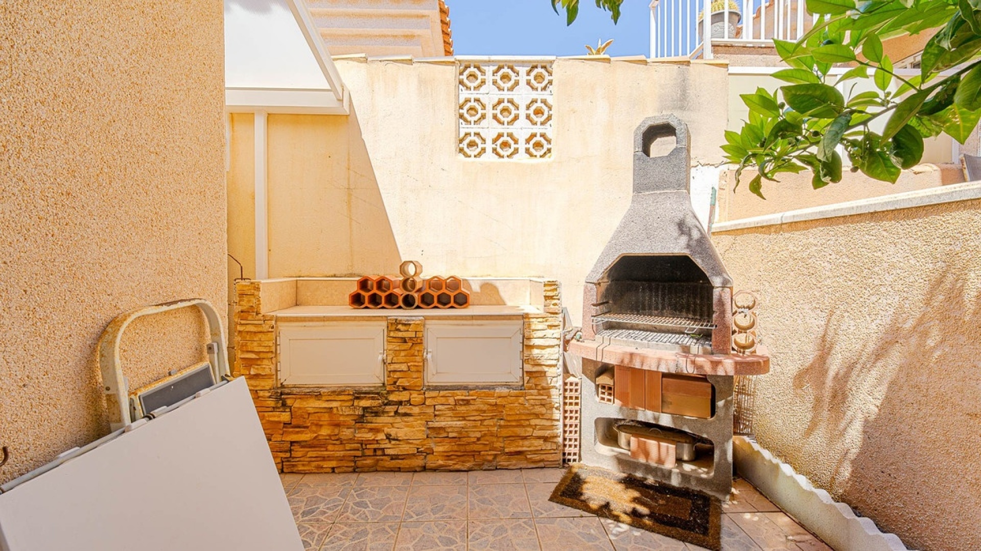 Resale - Villa - Punta Prima
