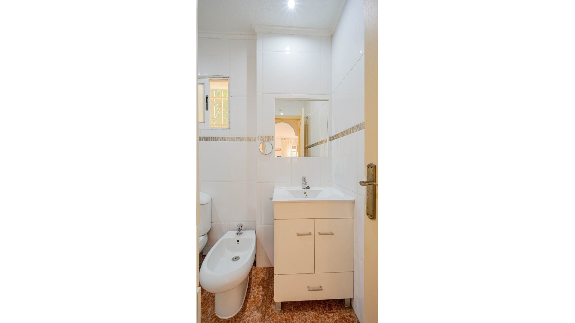 Resale - Villa - Punta Prima
