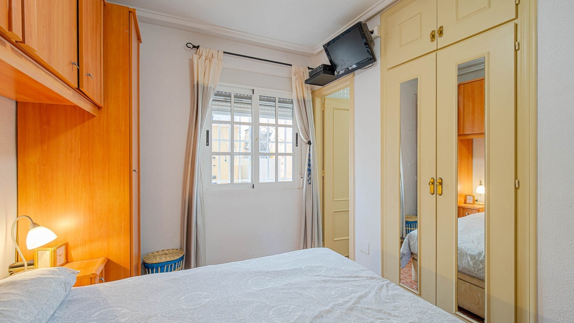 Resale - Villa - Punta Prima