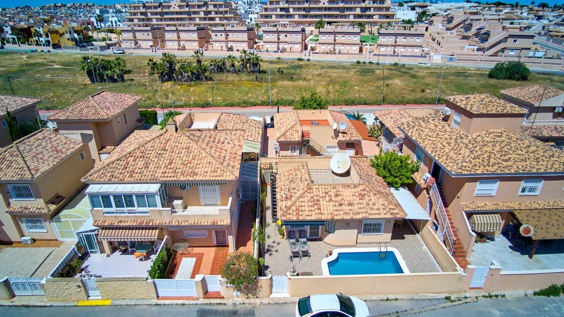 Resale - Villa - Punta Prima