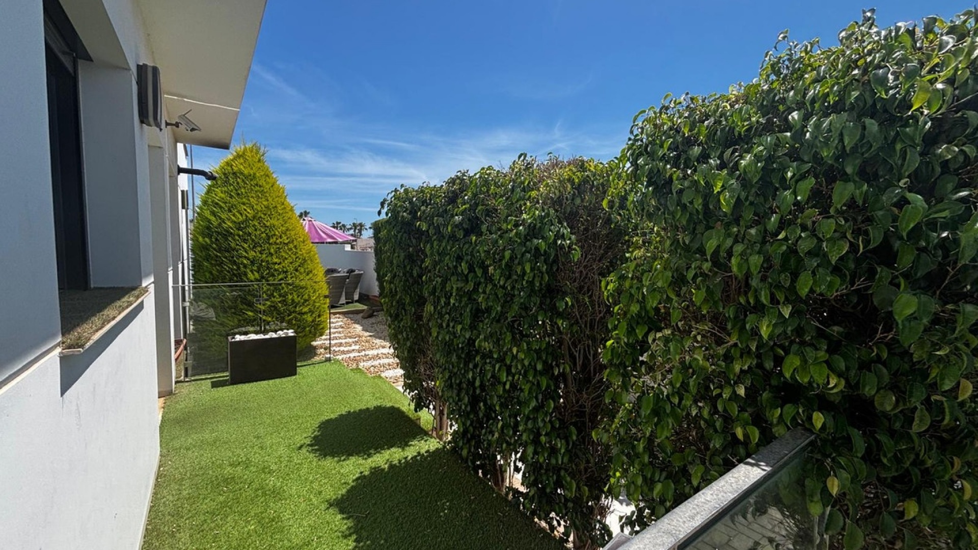 Resale - Villa - Rojales - Ciudad Quesada