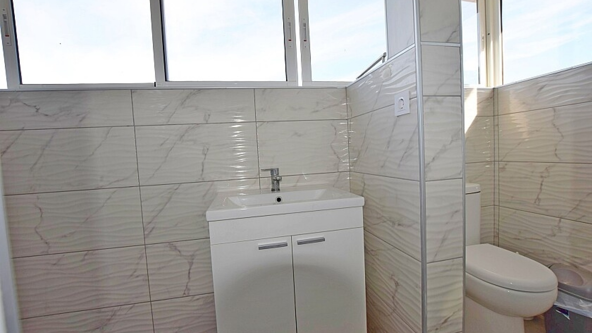 Resale - Villa - Rojales