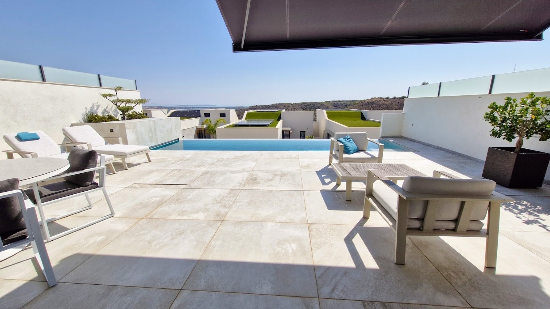 Resale - Villa - Rojales