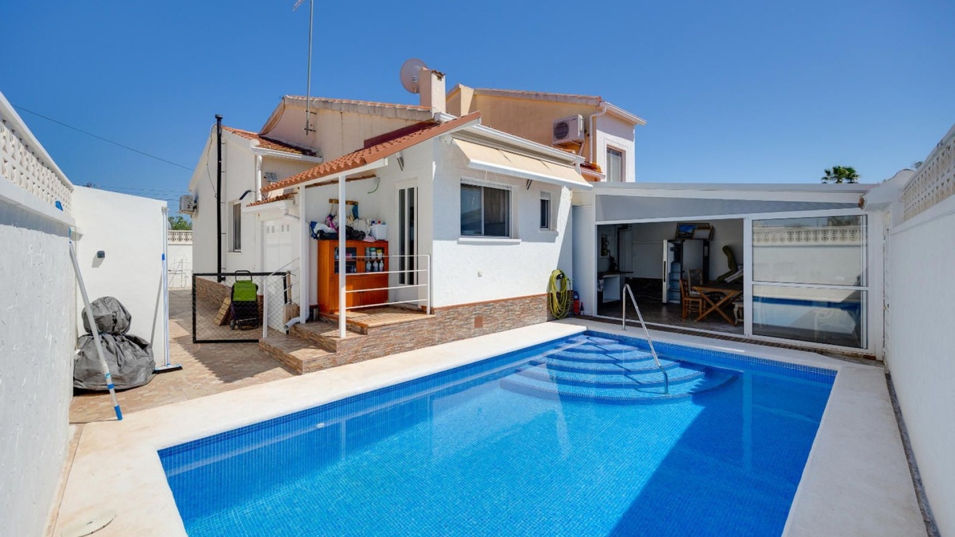 Resale - Villa - San Fulgencio - La Marina