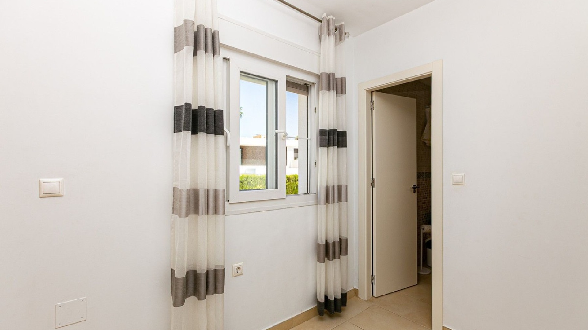 Resale - Villa - San Fulgencio - San Fulgencio Centro