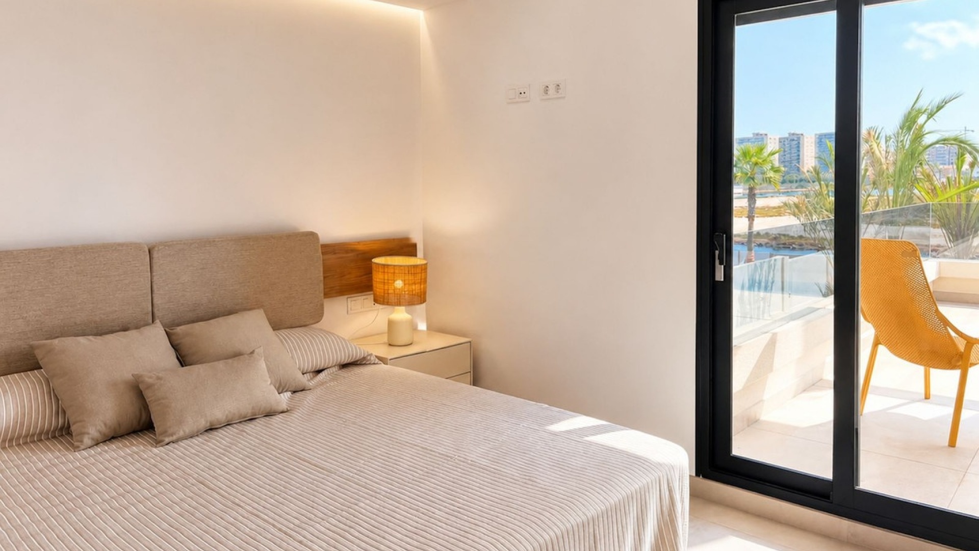 Resale - Villa - San Javier - La Manga Del Mar Menor