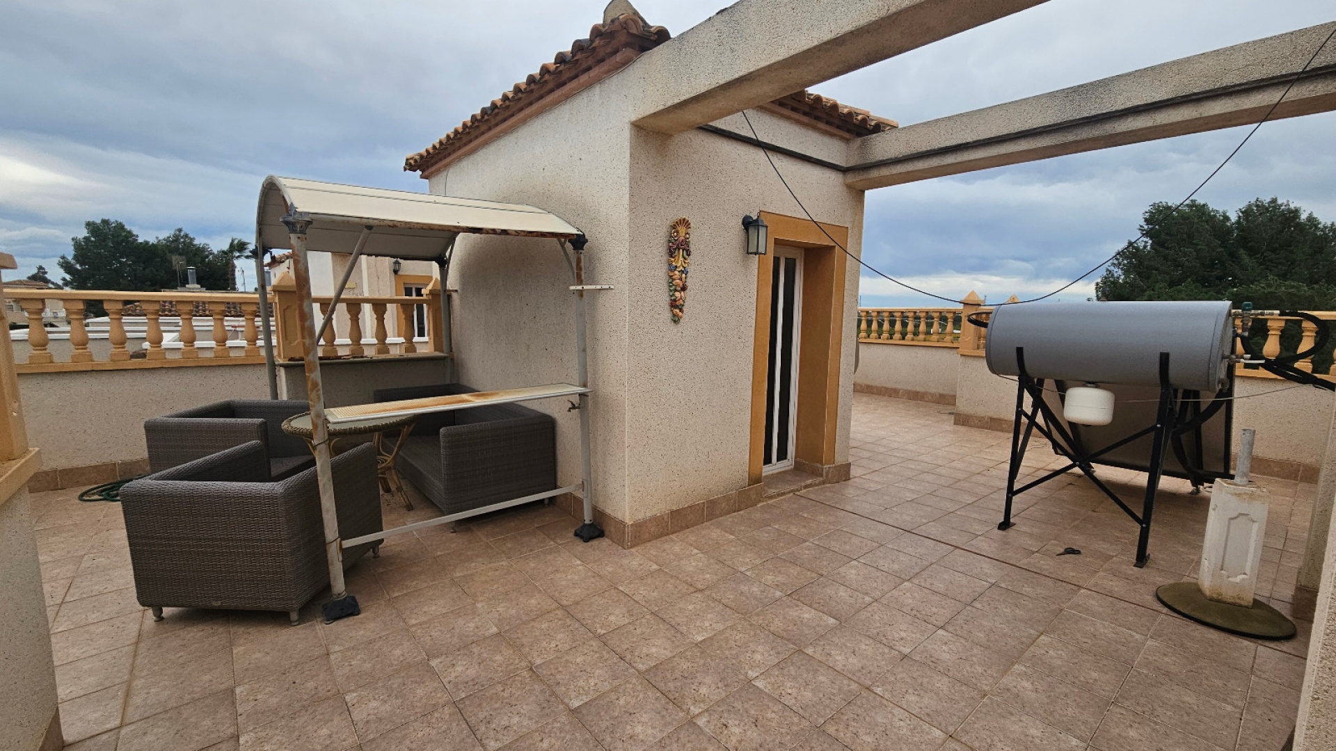 Resale - Villa - San Miguel de Salinas - Lake View Mansions