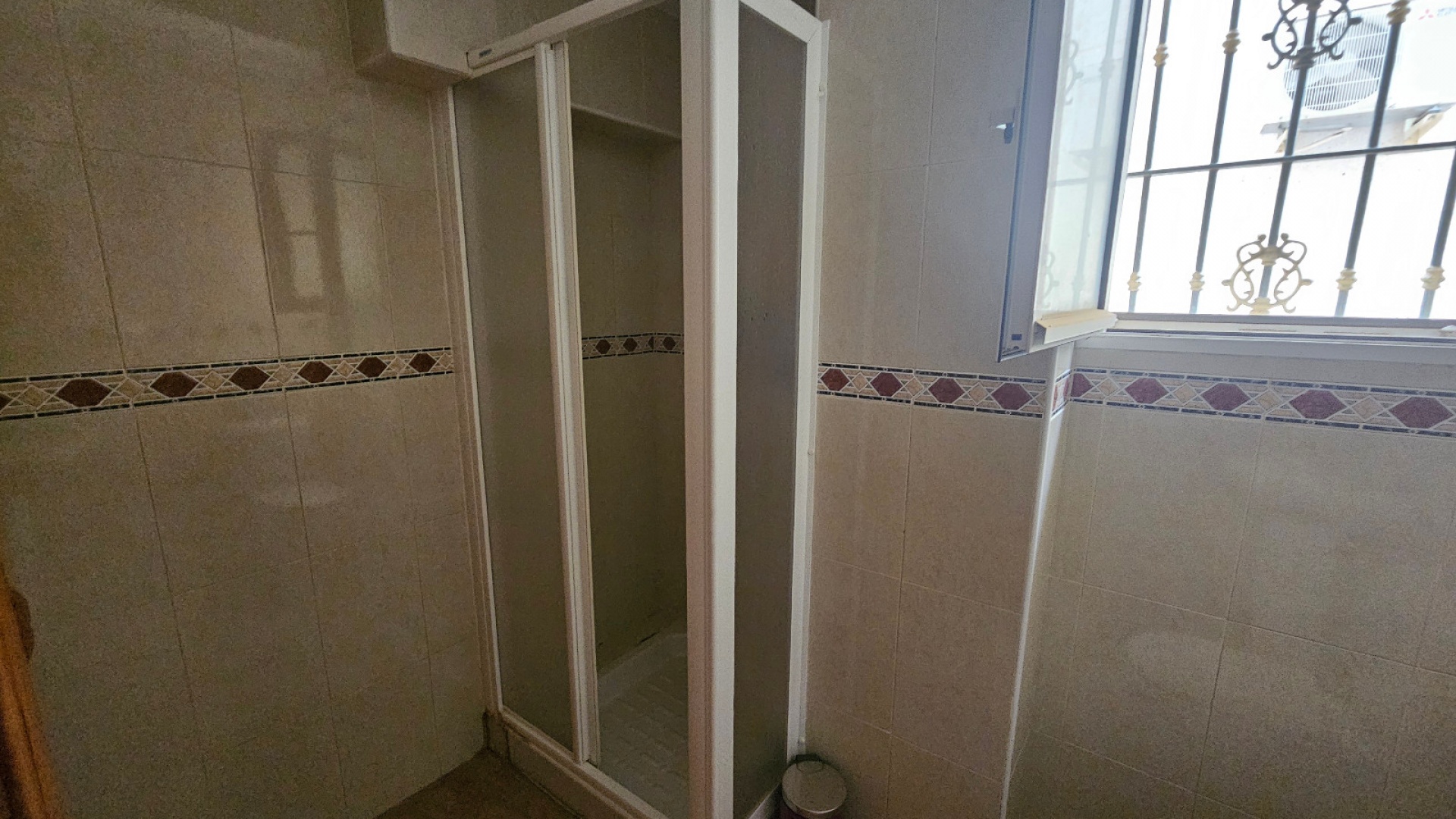 Resale - Villa - San Miguel de Salinas - Lake View Mansions