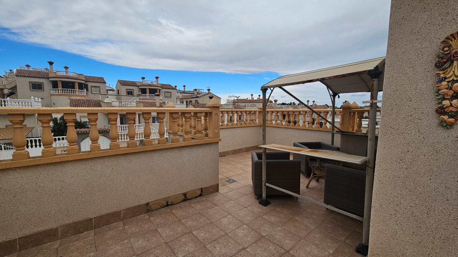 Resale - Villa - San Miguel de Salinas - Lake View Mansions