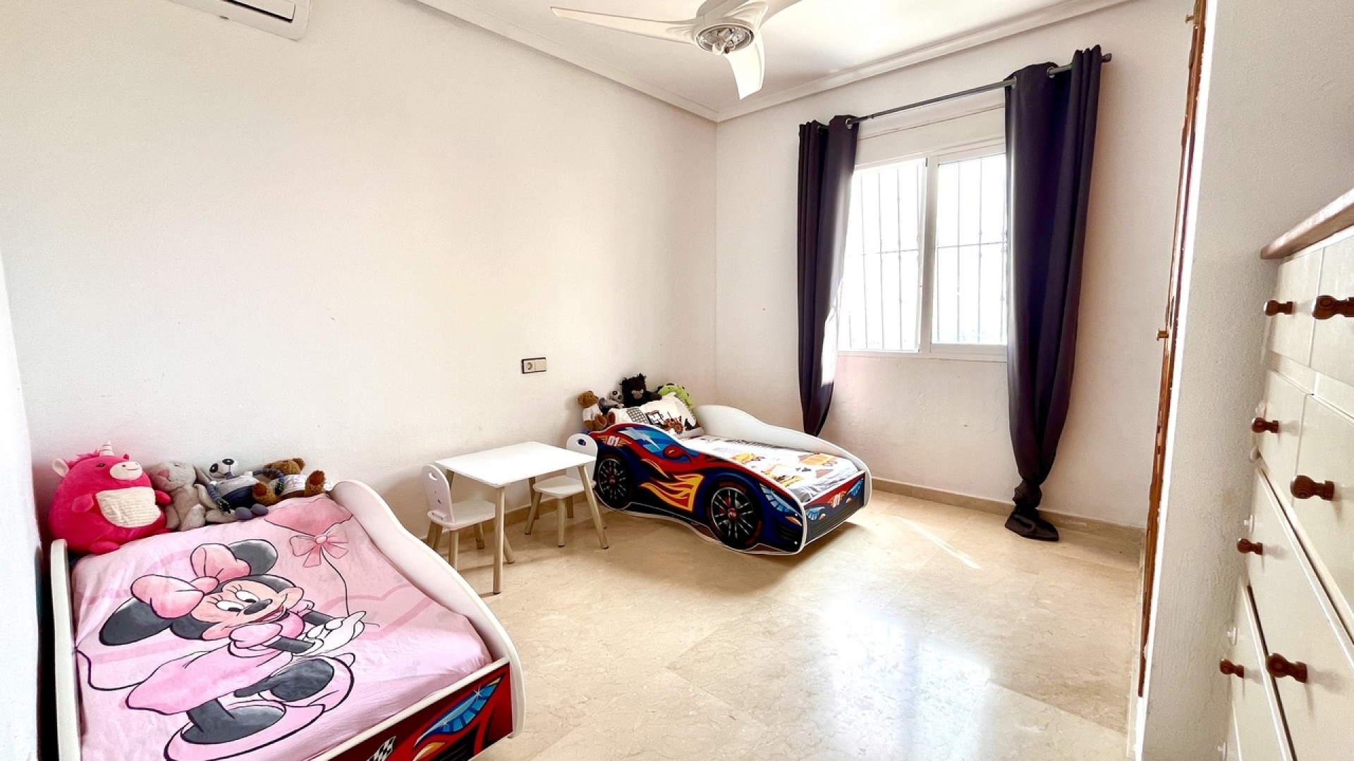Resale - Villa - San Miguel de Salinas - las comunicaciones