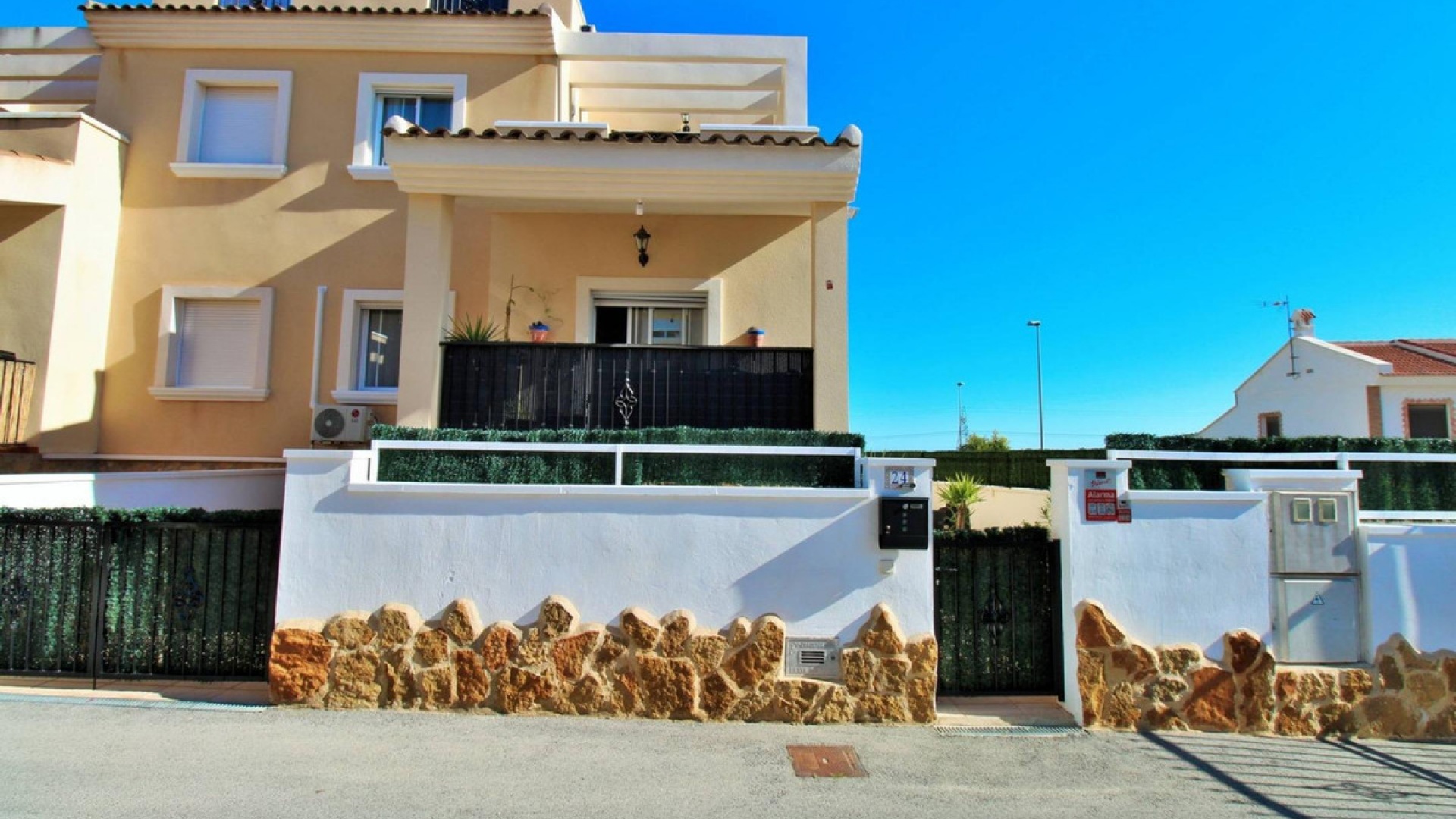 Resale - Villa - San Miguel de Salinas - San Miguel de Salinas Centro