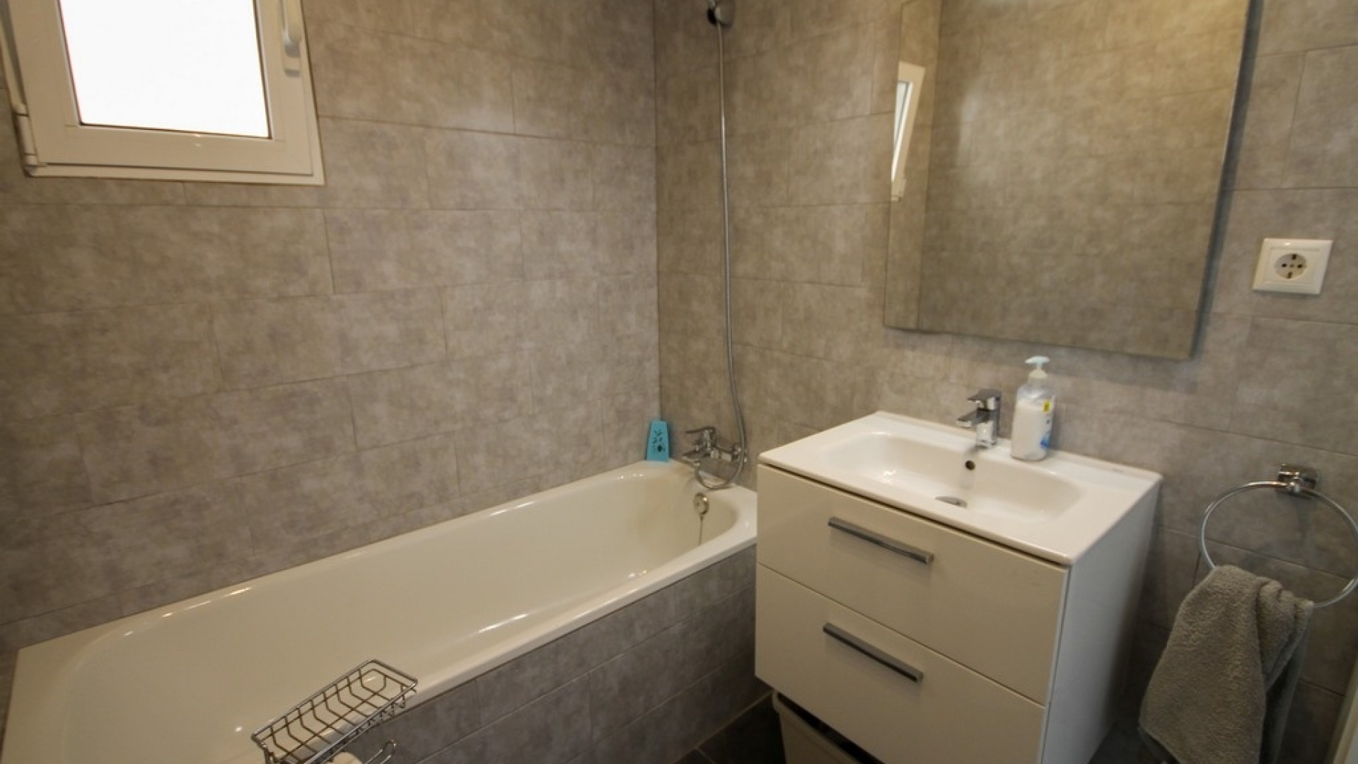 Resale - Villa - San Miguel de Salinas - San Miguel De Salinas