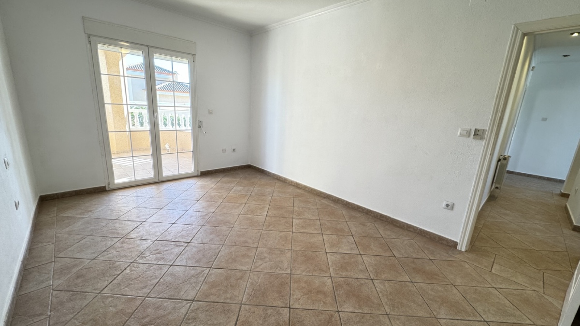 Resale - Villa - San Miguel de Salinas - torrestrella