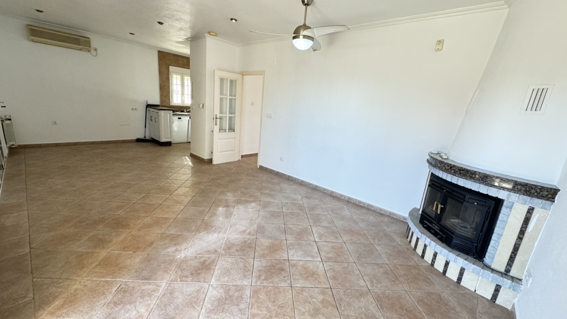 Resale - Villa - San Miguel de Salinas - torrestrella