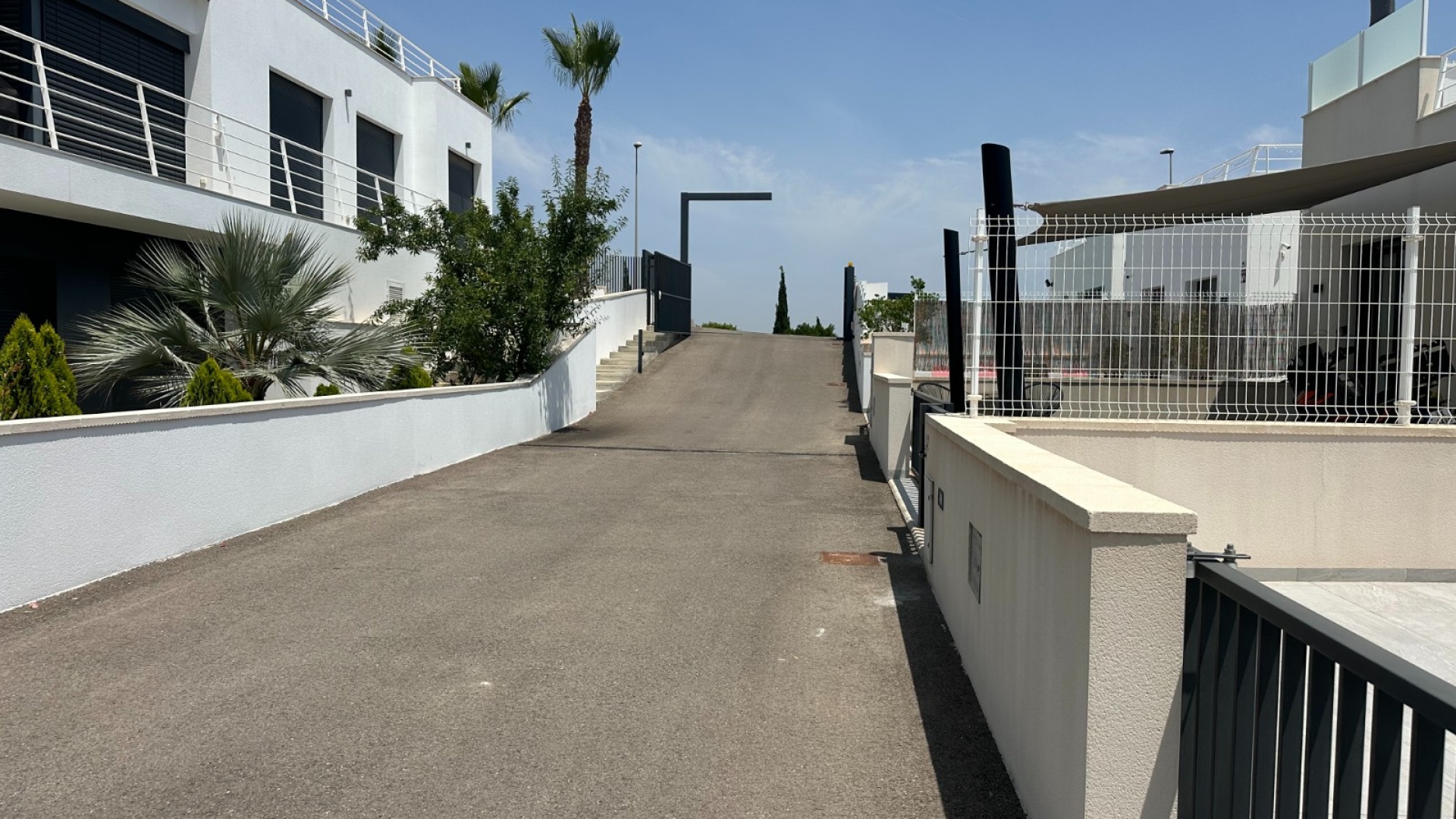 Resale - Villa - San Miguel de Salinas