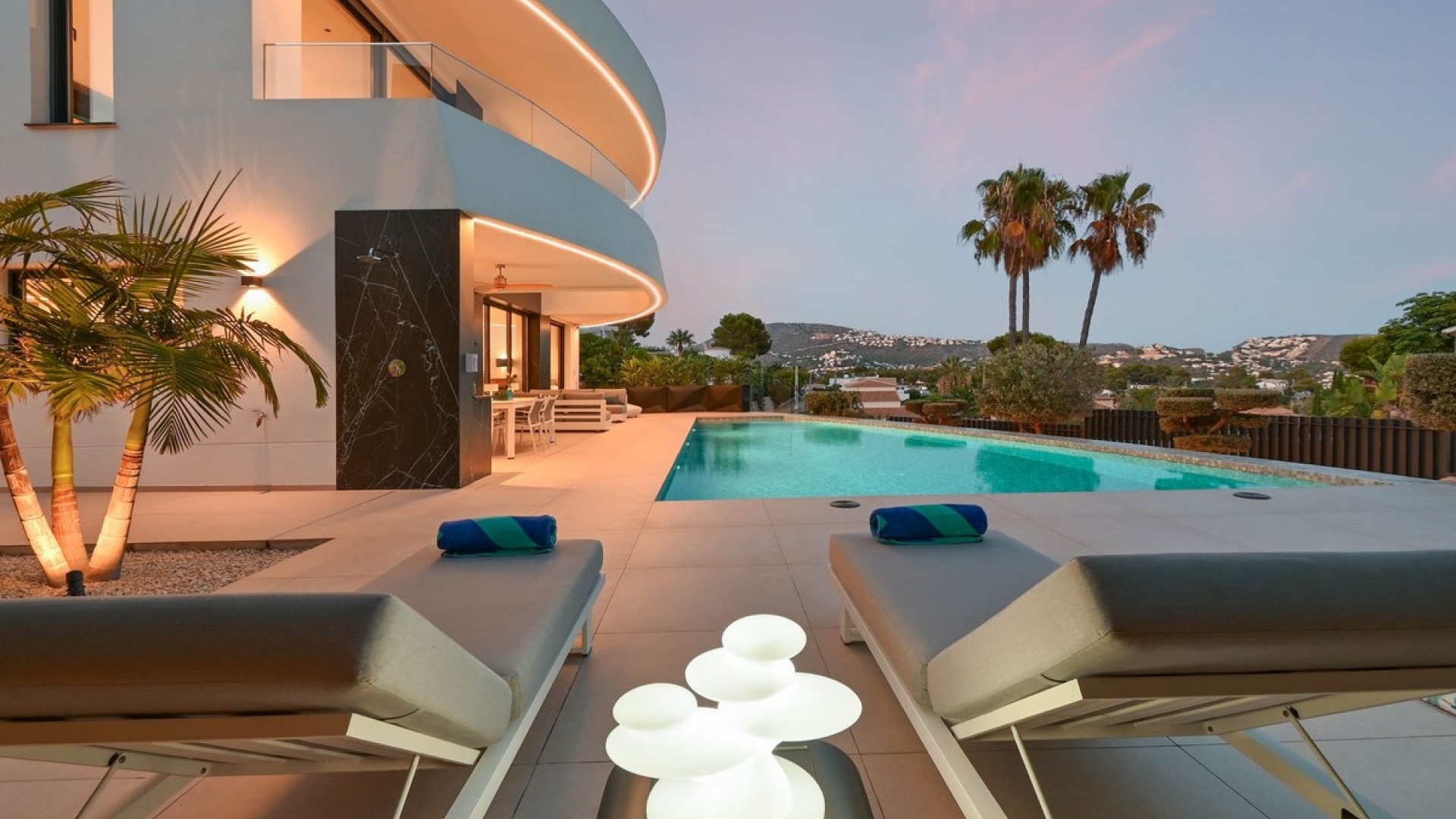 Resale - Villa - Teulada - Moraira