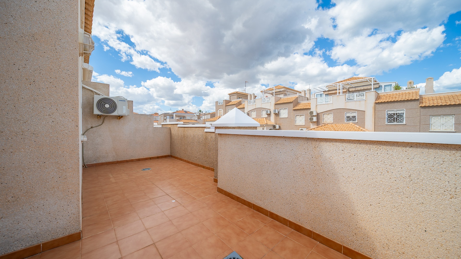 Resale - Villa - Torrevieja - Aguas Nuevas