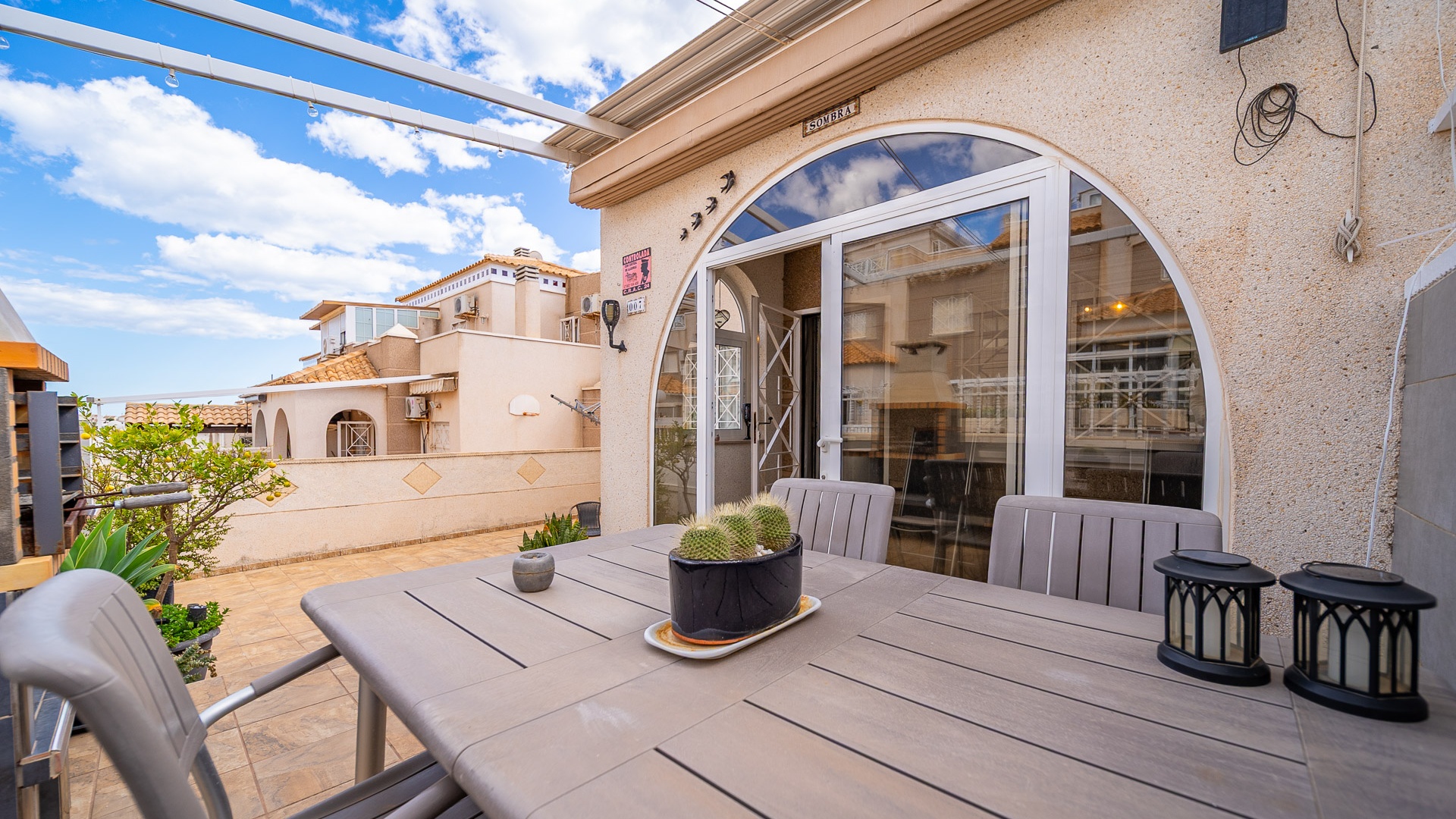 Resale - Villa - Torrevieja - Aguas Nuevas