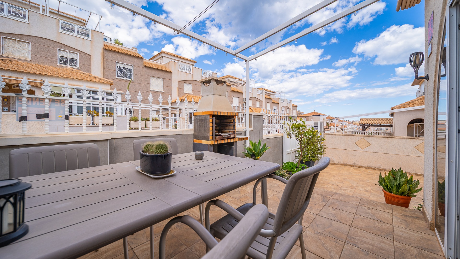 Resale - Villa - Torrevieja - Aguas Nuevas