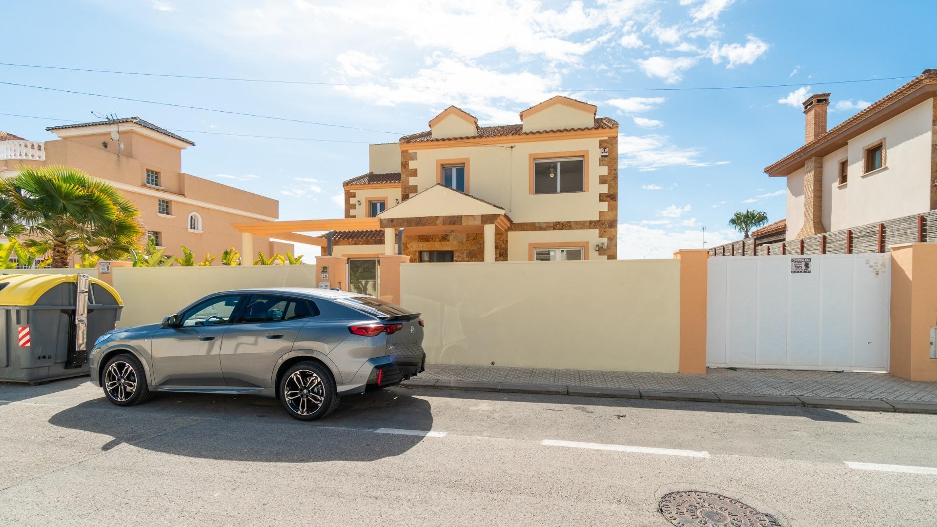 Resale - Villa - Torrevieja - Aguas Nuevas