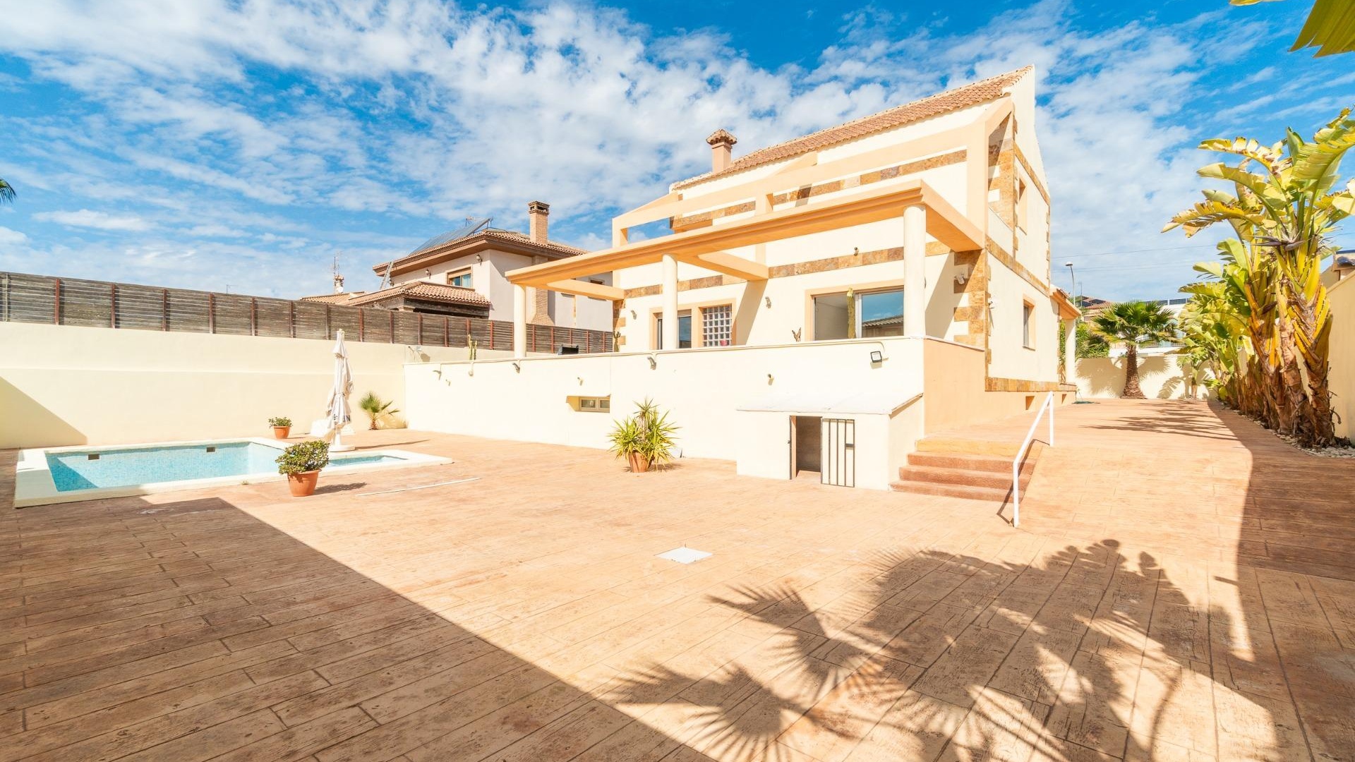 Resale - Villa - Torrevieja - Aguas Nuevas