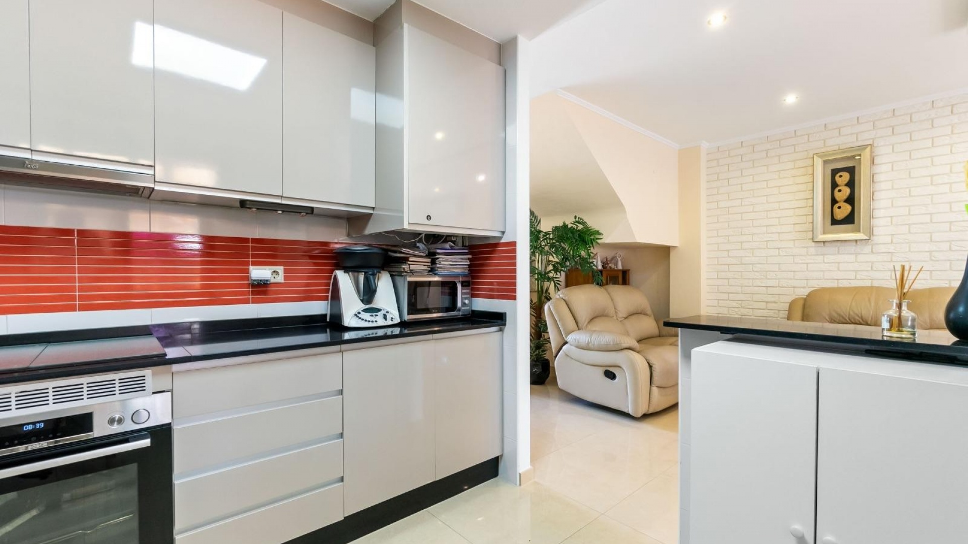 Resale - Villa - Torrevieja - Aguas Nuevas