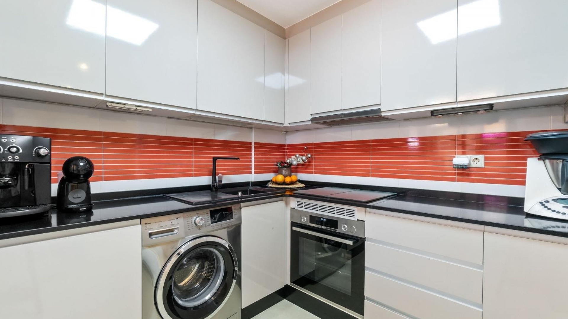 Resale - Villa - Torrevieja - Aguas Nuevas