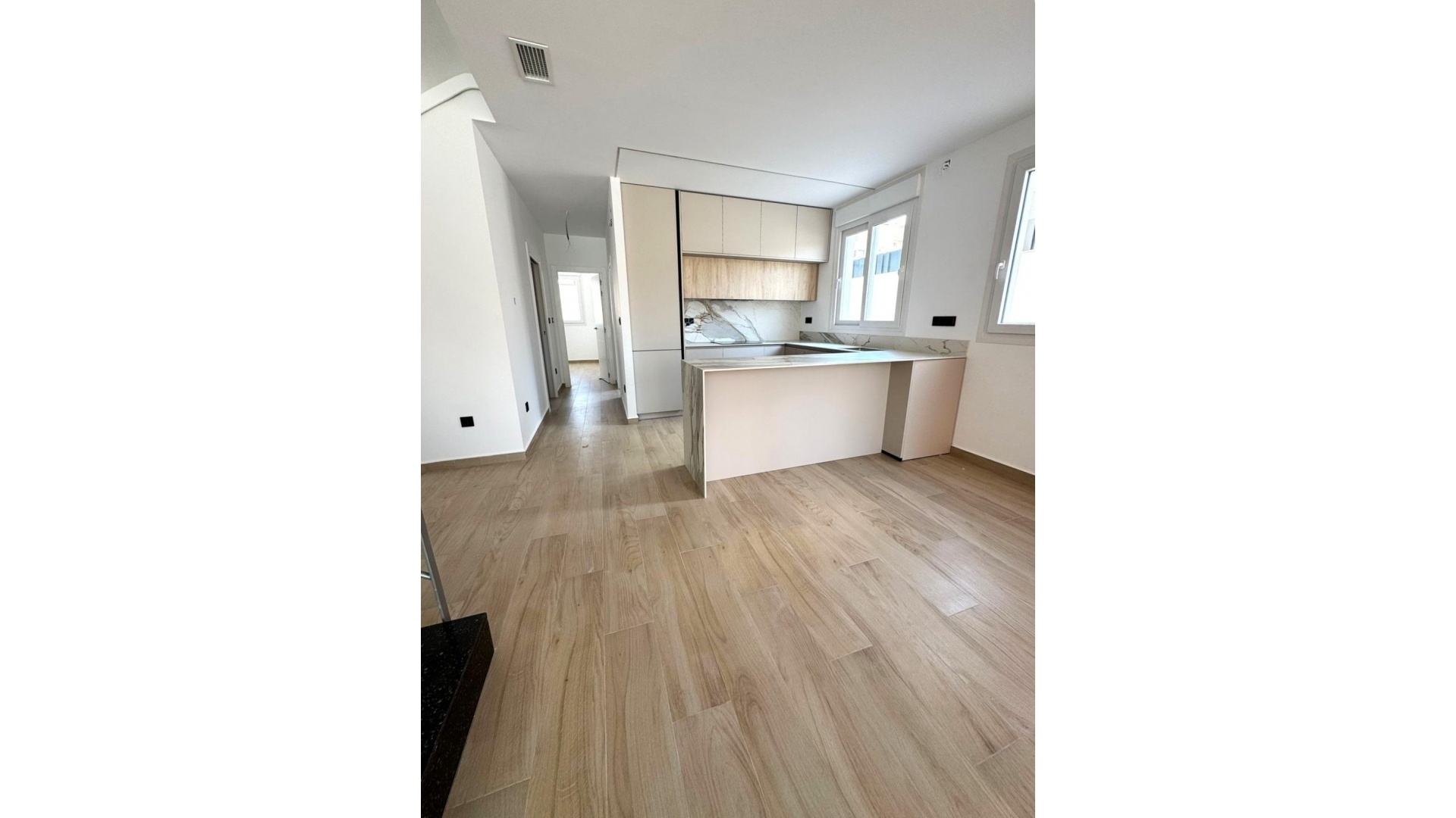 Resale - Villa - Torrevieja - Aguas Nuevas
