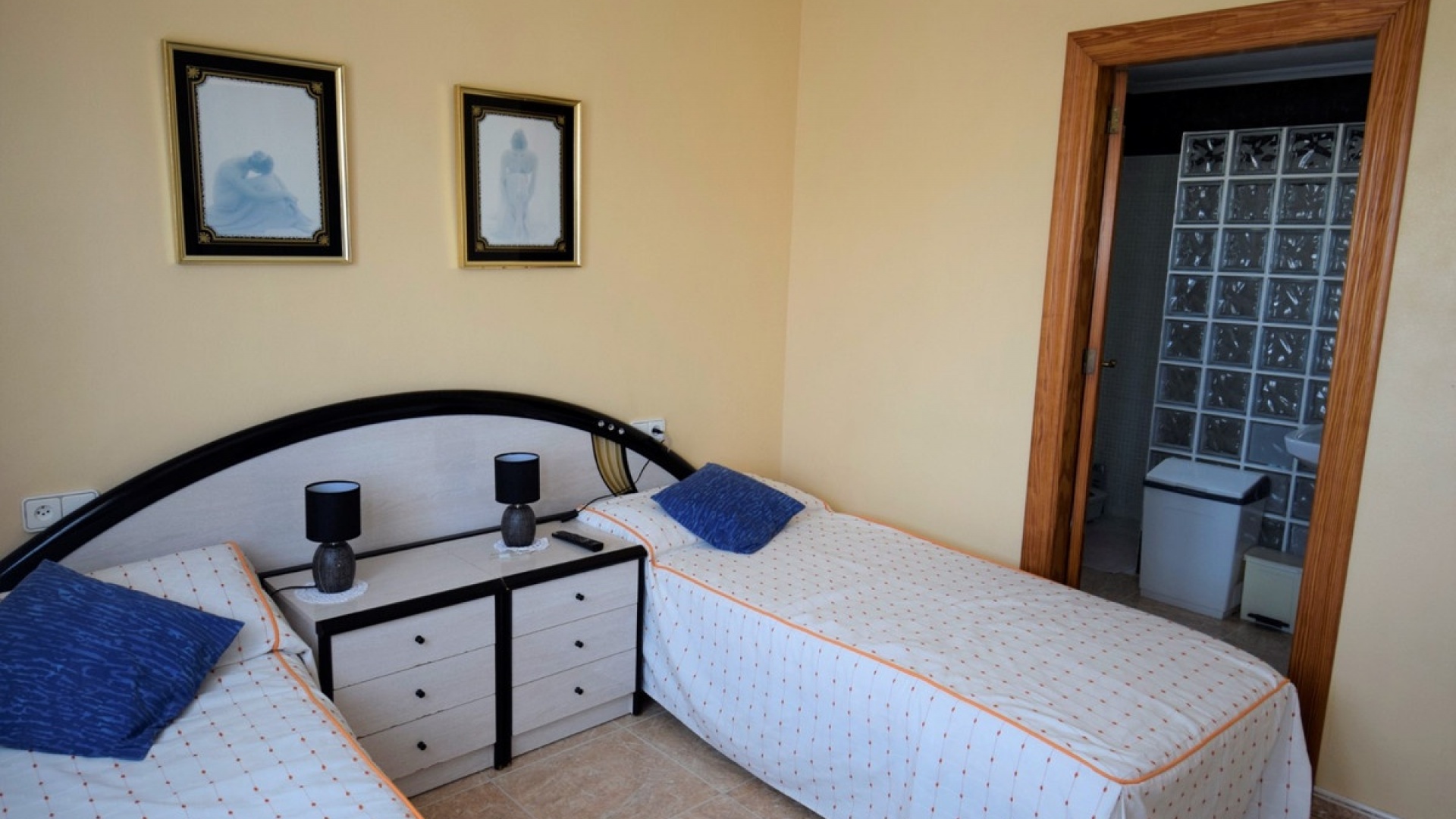 Resale - Villa - Torrevieja - Aguas Nuevas
