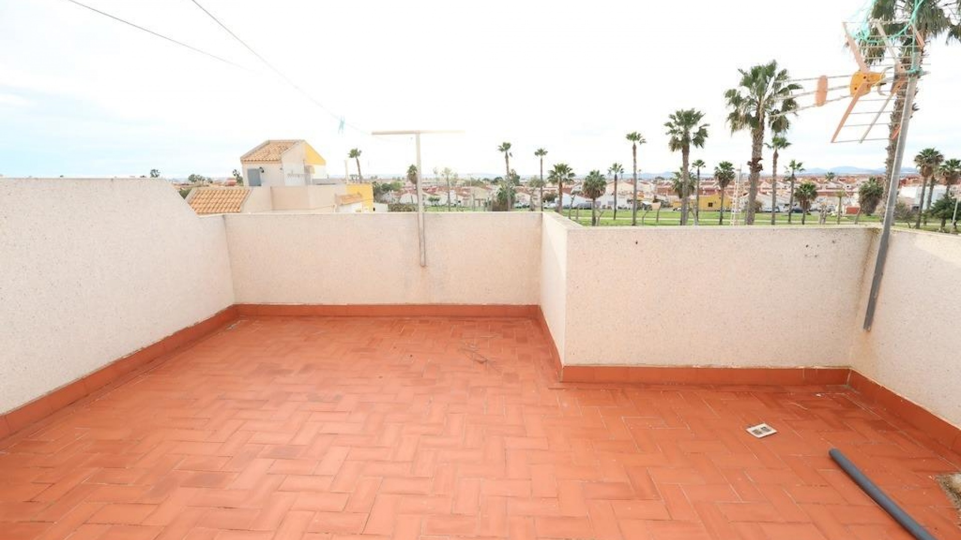 Resale - Villa - Torrevieja - altos del limonar