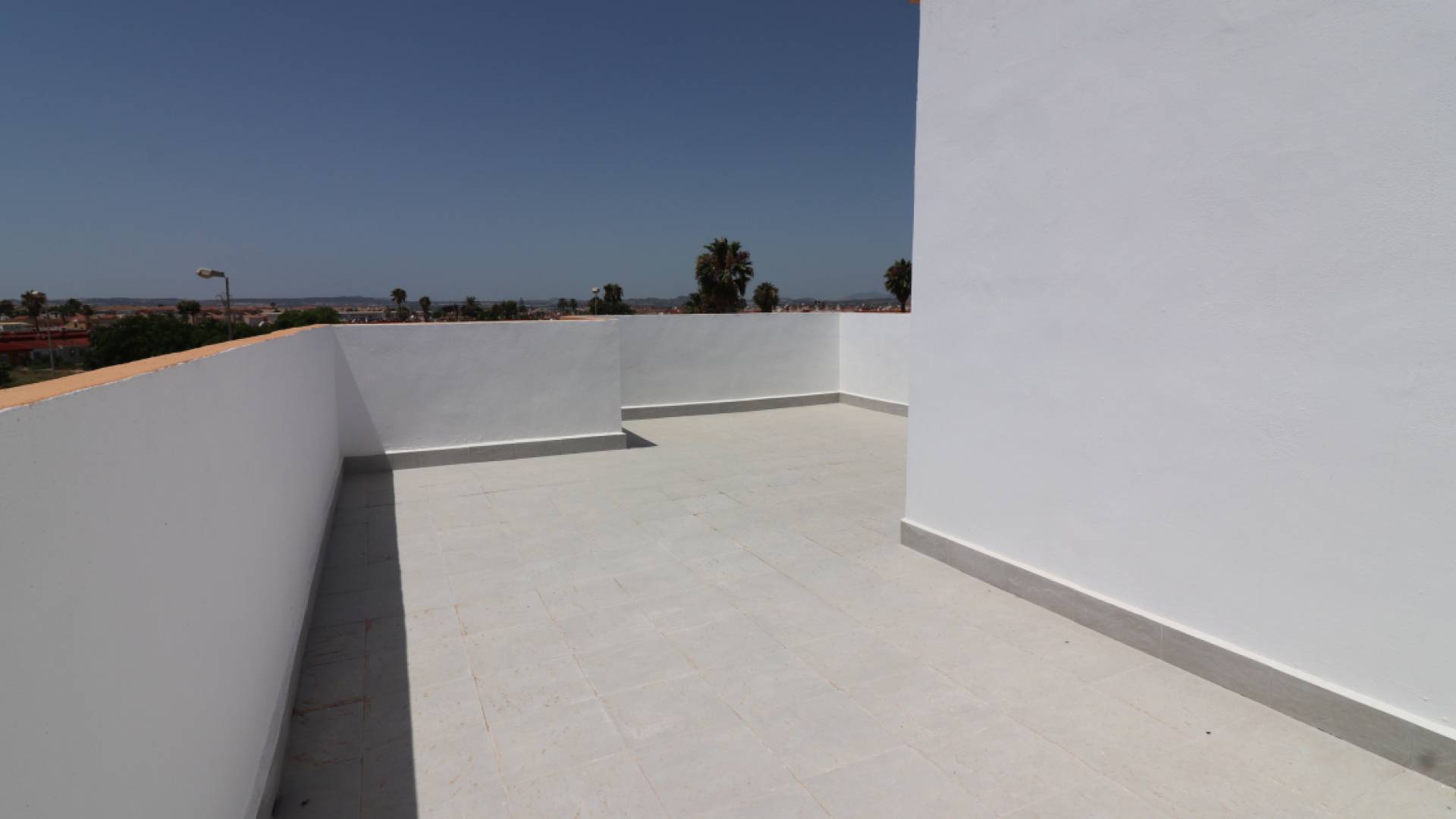 Resale - Villa - Torrevieja - altos del limonar