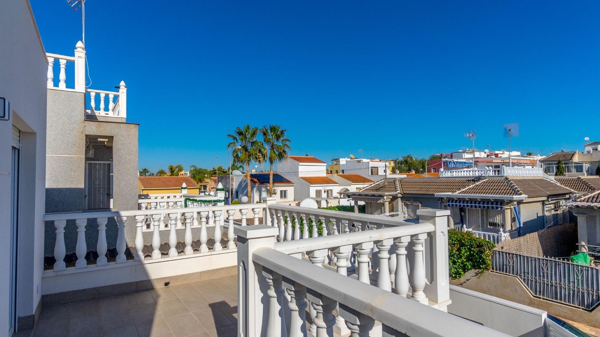 Resale - Villa - Torrevieja - el chaparral