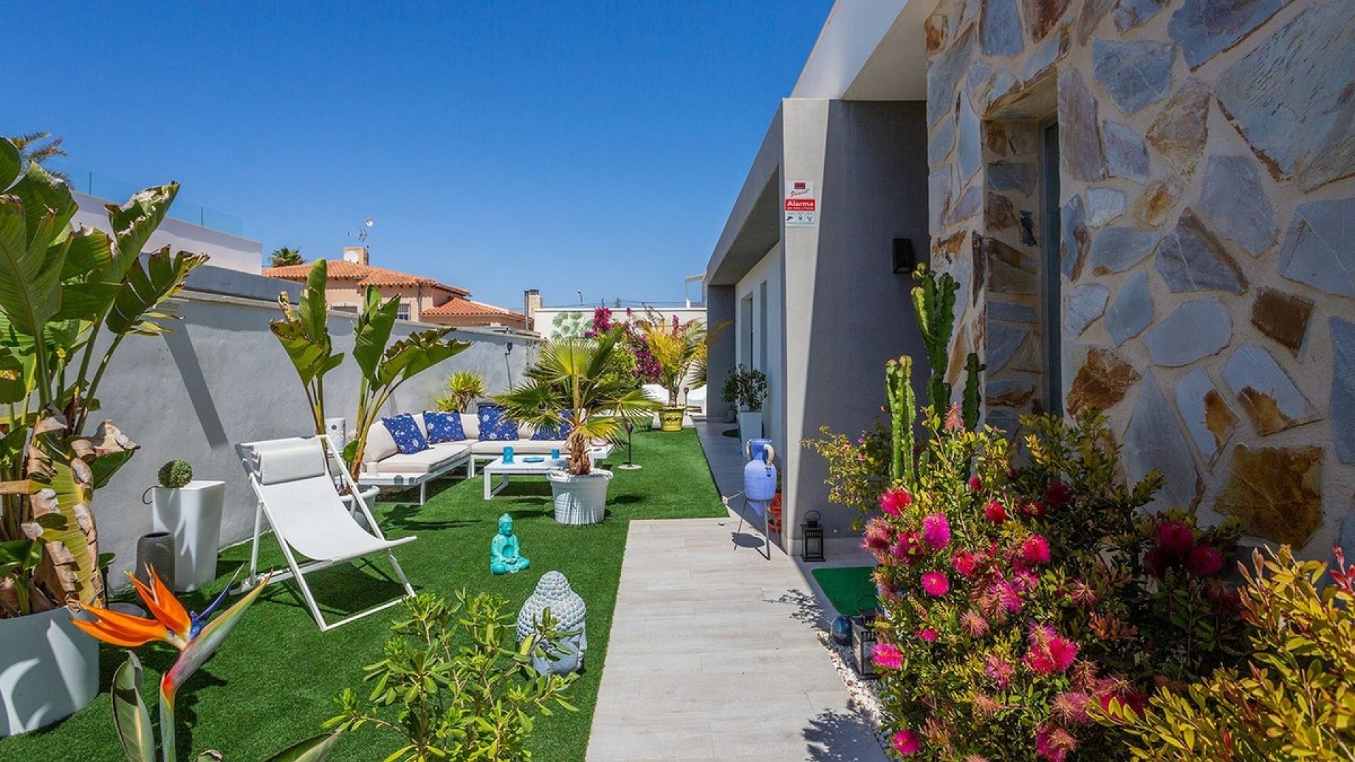 Resale - Villa - Torrevieja - El Chaparral