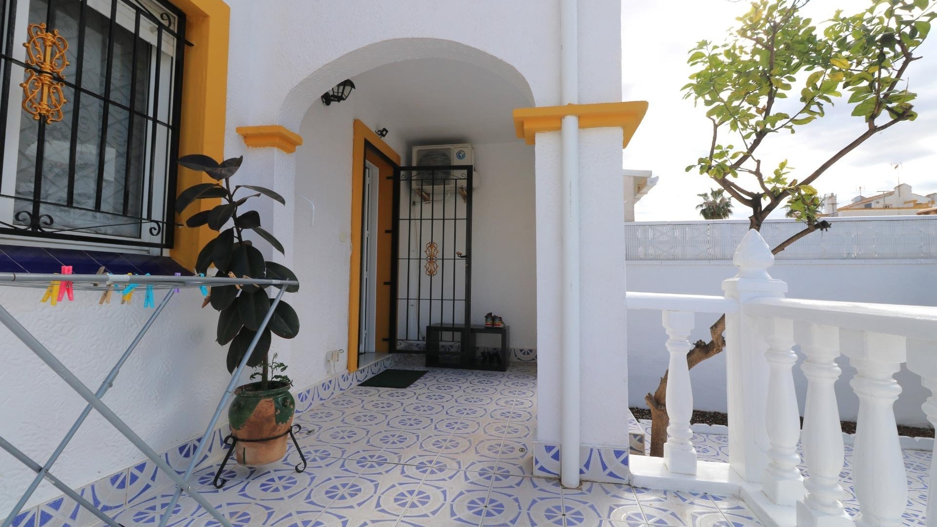 Resale - Villa - Torrevieja - jardin del mar