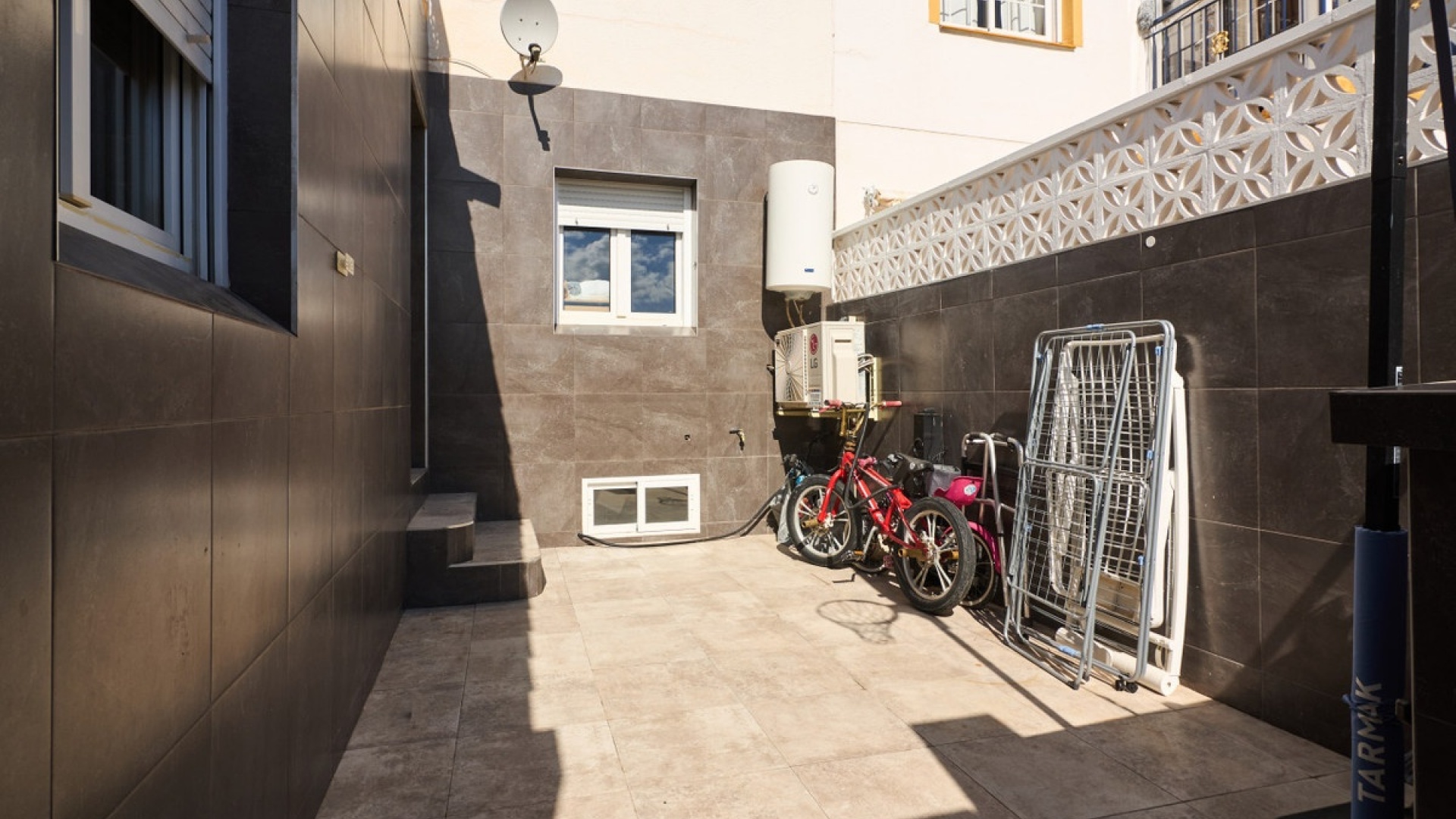 Resale - Villa - Torrevieja - Jardin del Mar