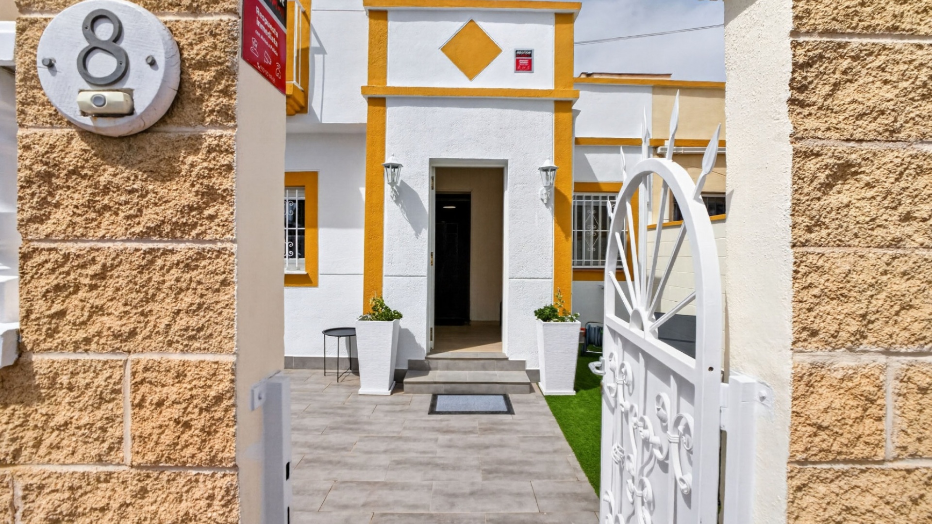 Resale - Villa - Torrevieja - jardin del mar
