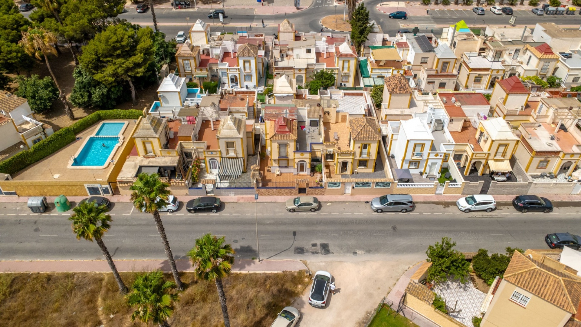 Resale - Villa - Torrevieja - jardin del mar