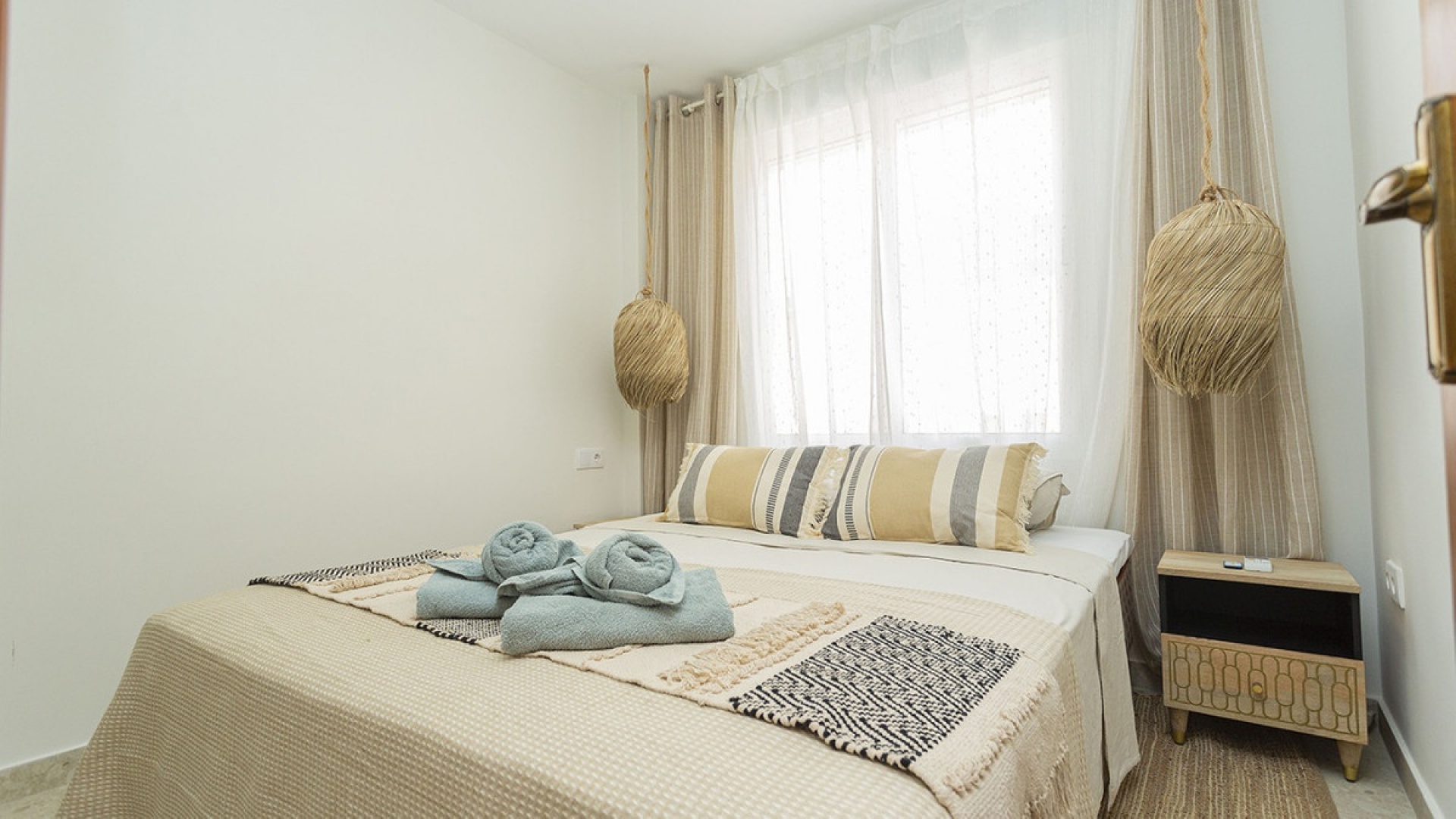 Resale - Villa - Torrevieja - La Mata