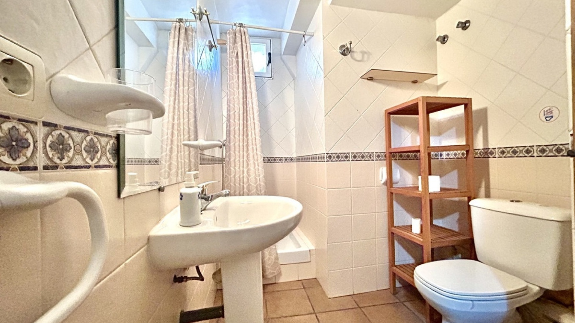 Resale - Villa - Torrevieja - La Mata