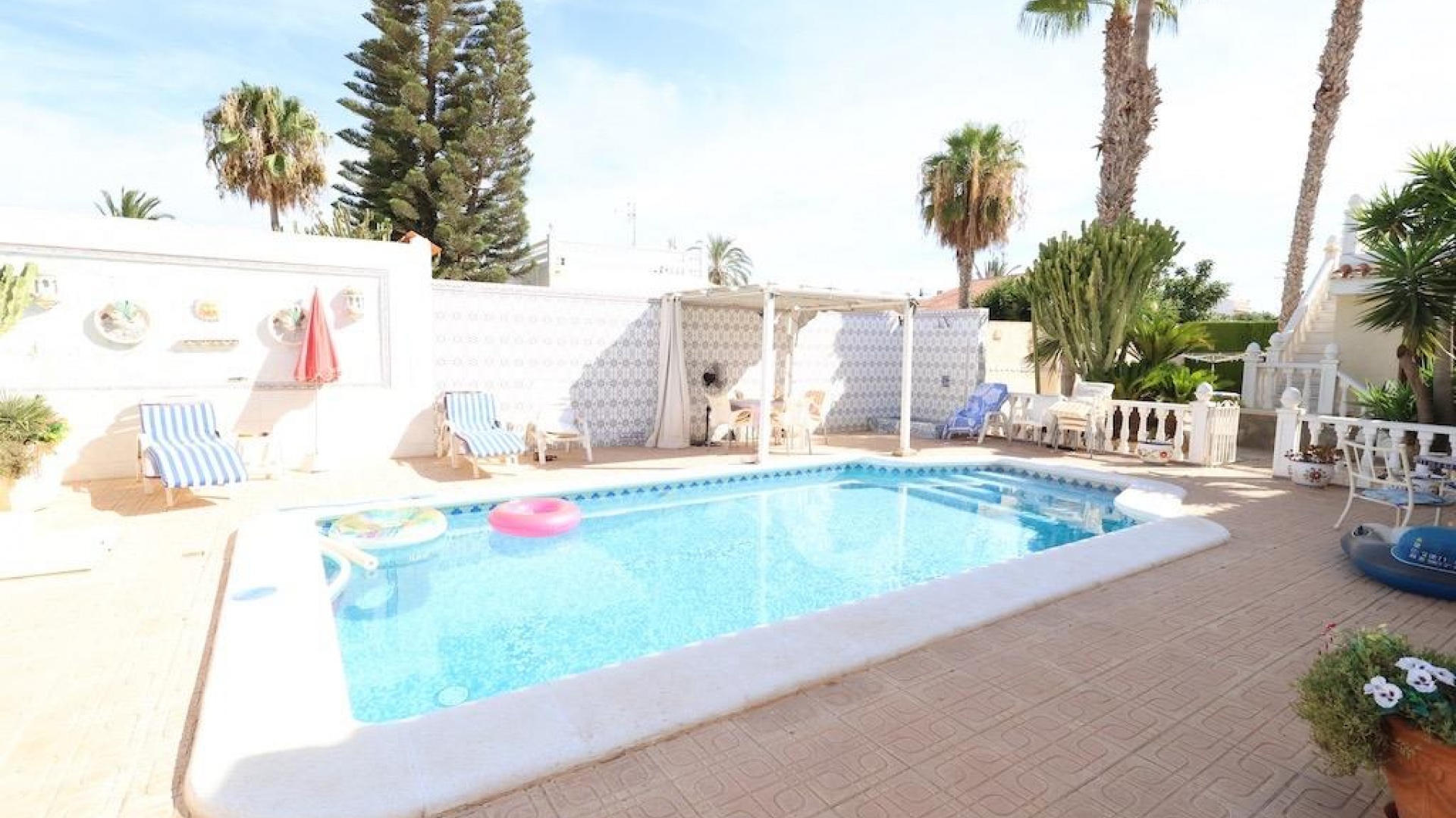 Resale - Villa - Torrevieja - la siesta