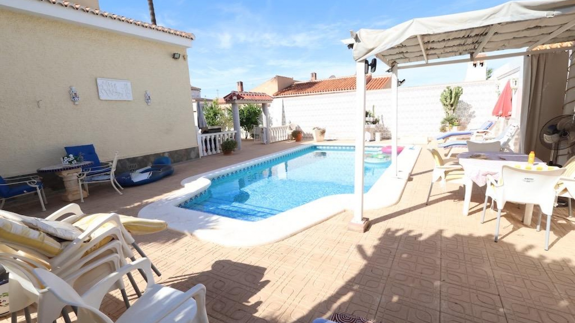Resale - Villa - Torrevieja - la siesta